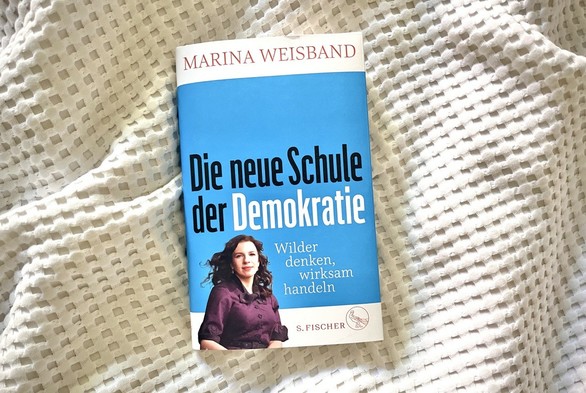 Buchcover 

Marina Weisband

Die neue Schule der Demokratie 

Wilder denken, wirksam handeln 

S. Fischer
